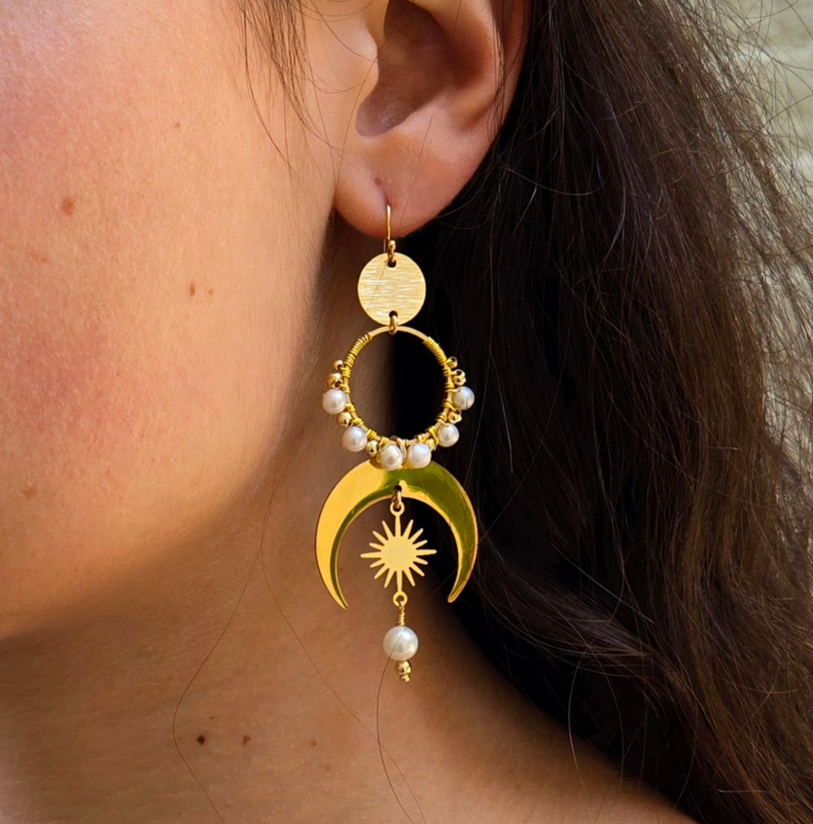 Aphrodite Earrings - Embody the goddess of love and beauty