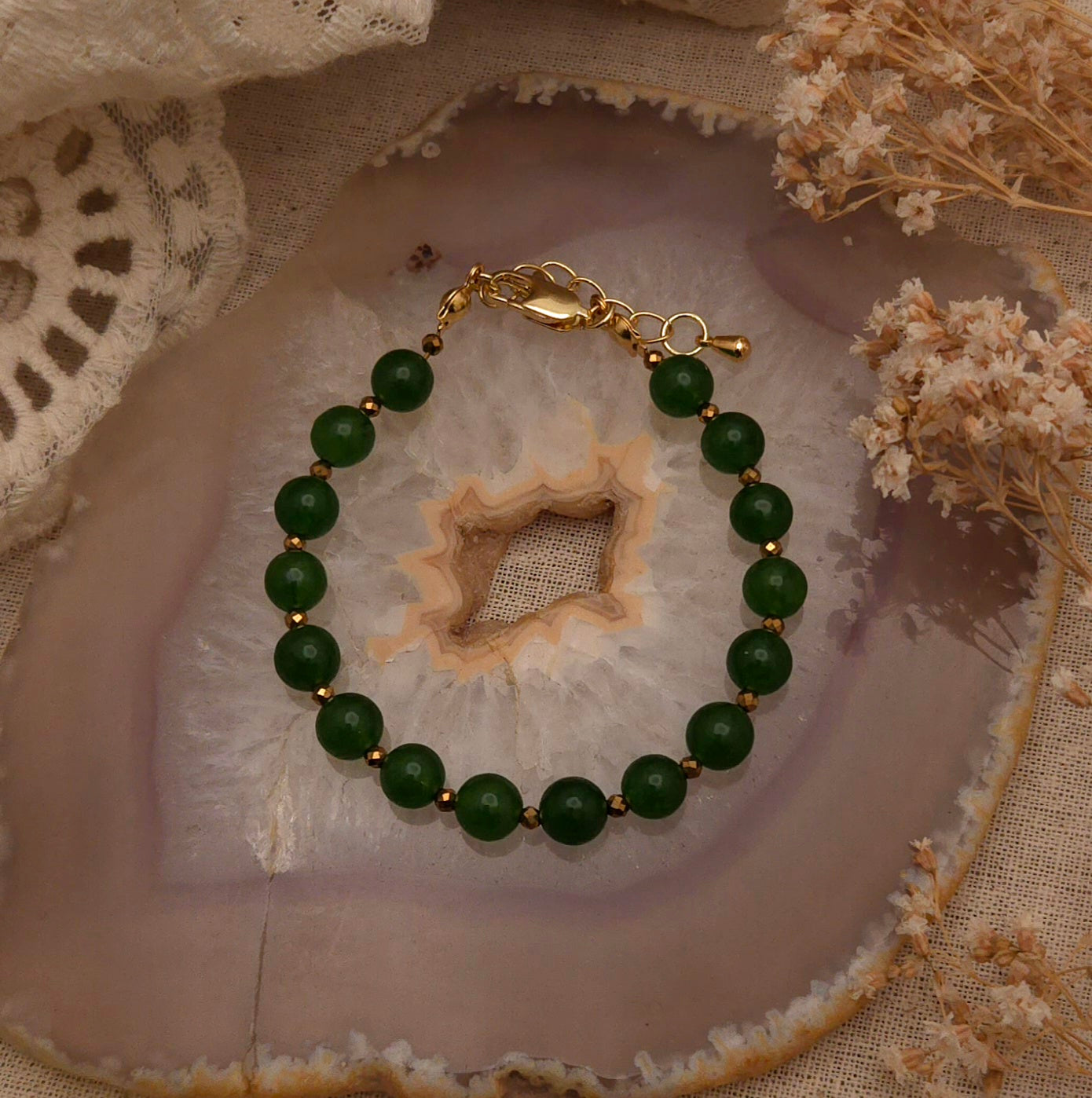 Eva Bracelet - Bold color. Grounded beauty.