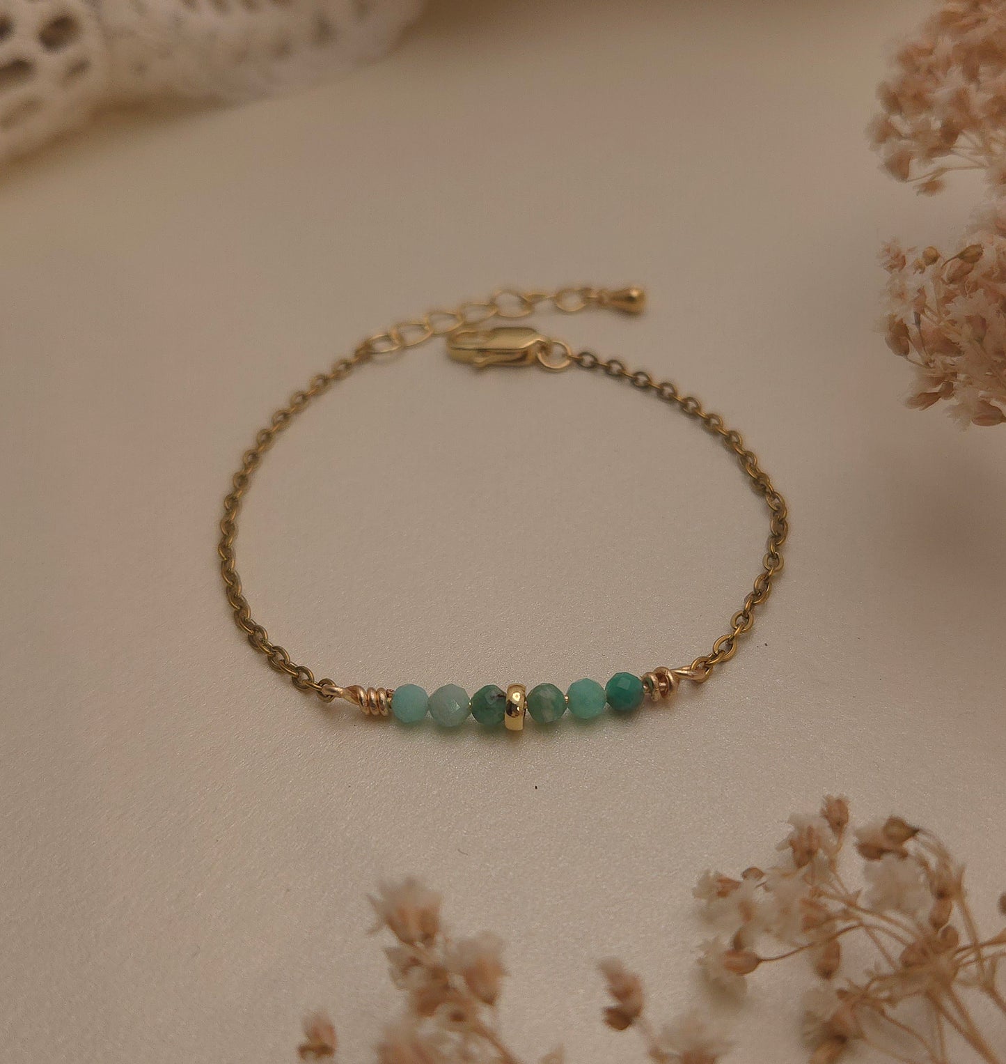 Chloe Bracelet - Soft radiance, playfully yours
