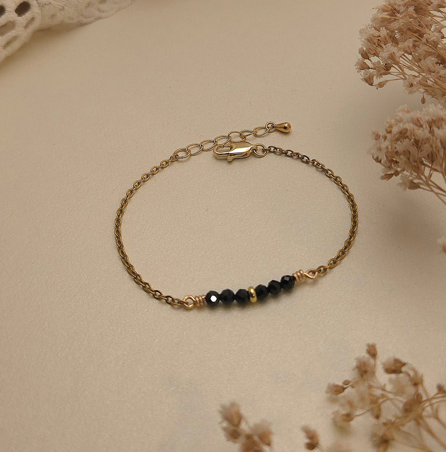 Chloe Bracelet - Soft radiance, playfully yours