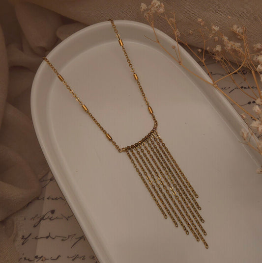 Gemma Necklace - V2 - Subtle light, lasting presence
